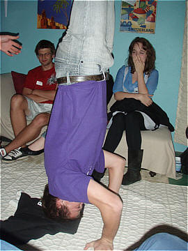 Head Standing record holder: Alex (Toasty) Thompson